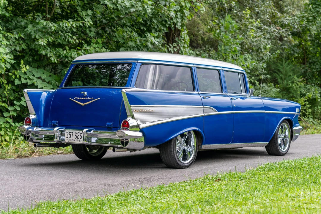 1957 Chevrolet Tri-Five Bel Air Sedan & Wagon - Image 6 of 31