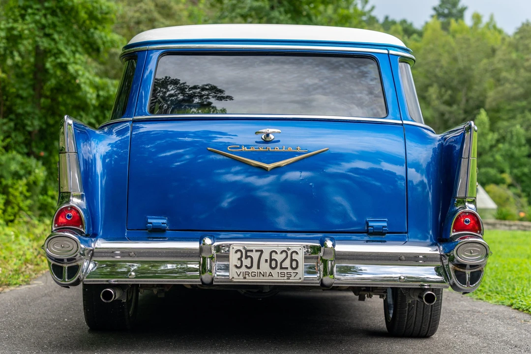 1957 Chevrolet Tri-Five Bel Air Sedan & Wagon - Image 4 of 31