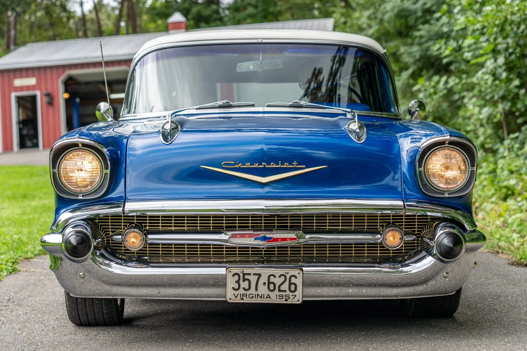 1957 Chevrolet Tri-Five Bel Air Sedan & Wagon - Image 10 of 31