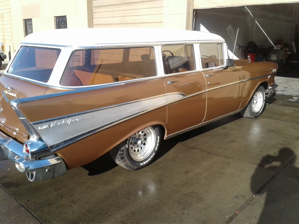 1957 Chevrolet Tri-Five Bel Air Sedan & Wagon - Image 2 of 31