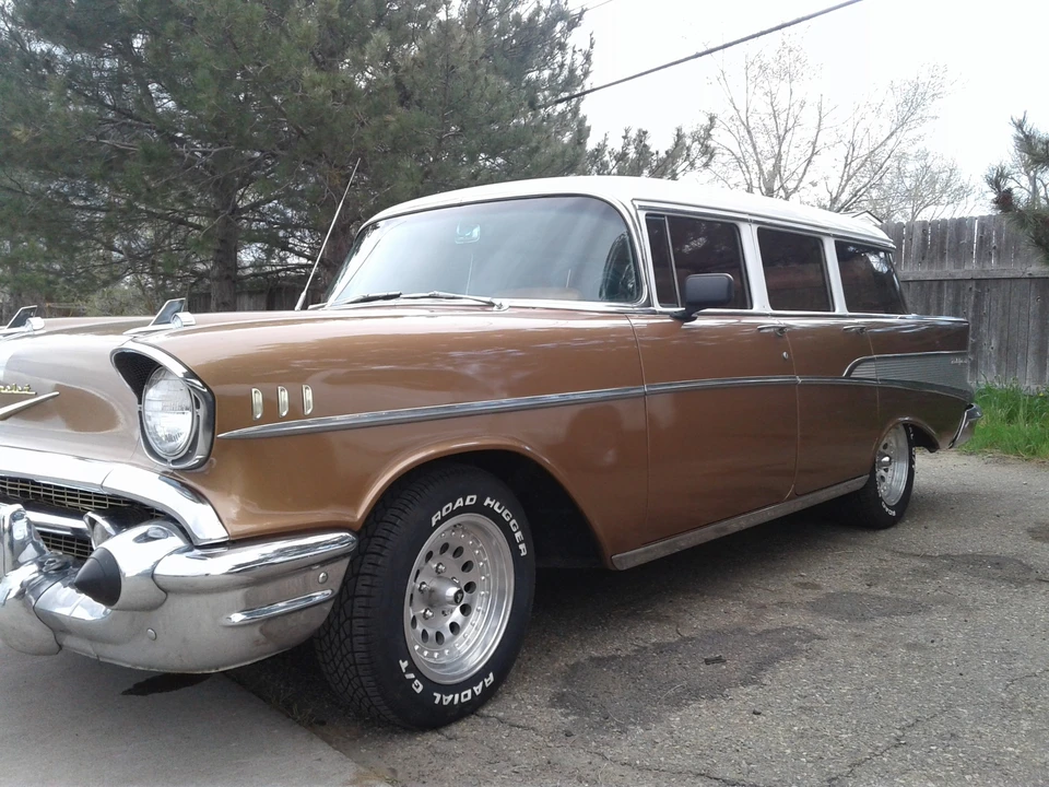 1957 Chevrolet Tri-Five Bel Air Sedan & Wagon - Image 8 of 31