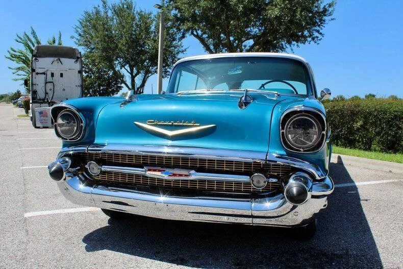 1957 Chevrolet Tri-Five Bel Air 2-Door Hardtop & Coupe - Image 6 of 31