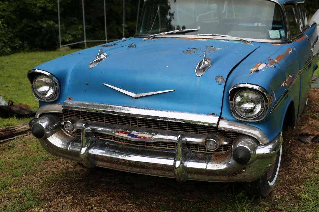 1957 Chevrolet Tri-Five Bel Air 2-Door Hardtop & Coupe - Image 3 of 18