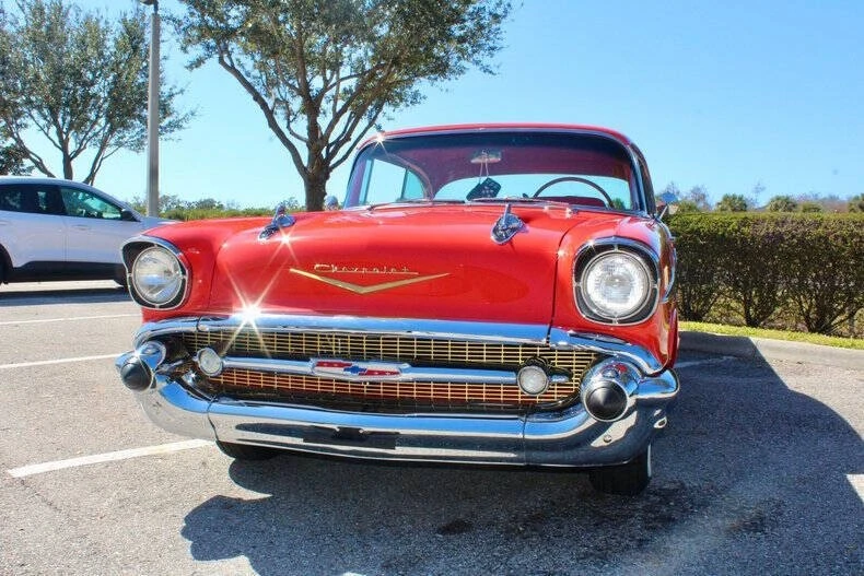 1957 Chevrolet Tri-Five Bel Air 2-Door Hardtop & Coupe - Image 7 of 31