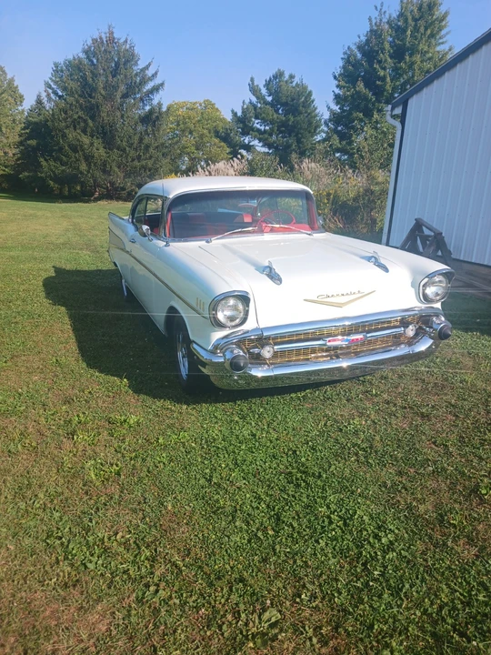1957 Chevrolet Tri-Five Bel Air 2-Door Hardtop & Coupe - Image 4 of 18