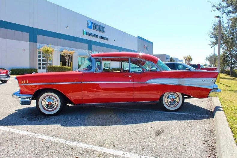 1957 Chevrolet Tri-Five Bel Air 2-Door Hardtop & Coupe - Image 10 of 31