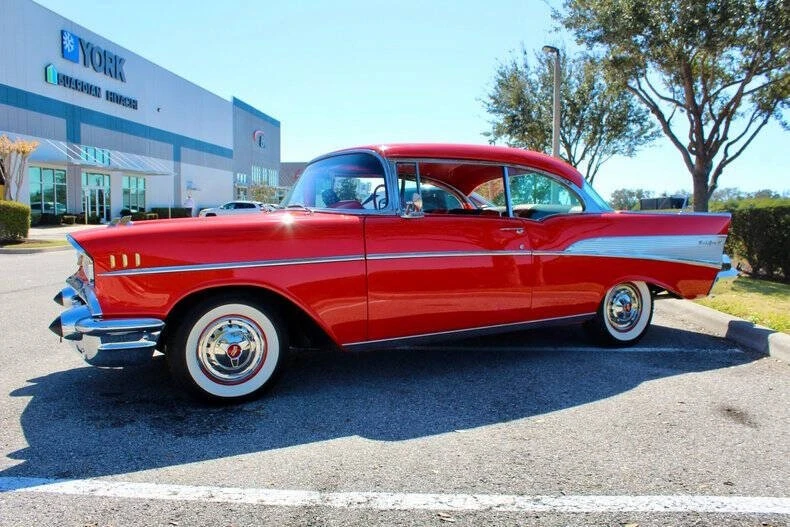 1957 Chevrolet Tri-Five Bel Air 2-Door Hardtop & Coupe - Image 9 of 31