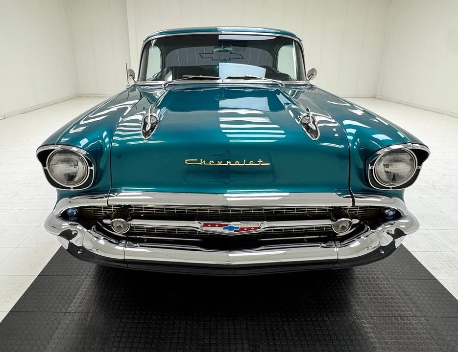 1957 Chevrolet Tri-Five Bel Air 2-Door Hardtop & Coupe - Image 8 of 31