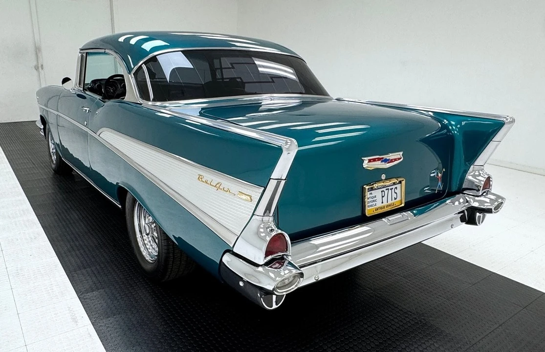 1957 Chevrolet Tri-Five Bel Air 2-Door Hardtop & Coupe - Image 3 of 31