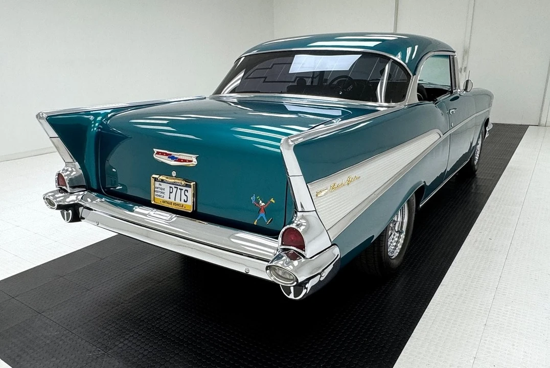 1957 Chevrolet Tri-Five Bel Air 2-Door Hardtop & Coupe - Image 5 of 31