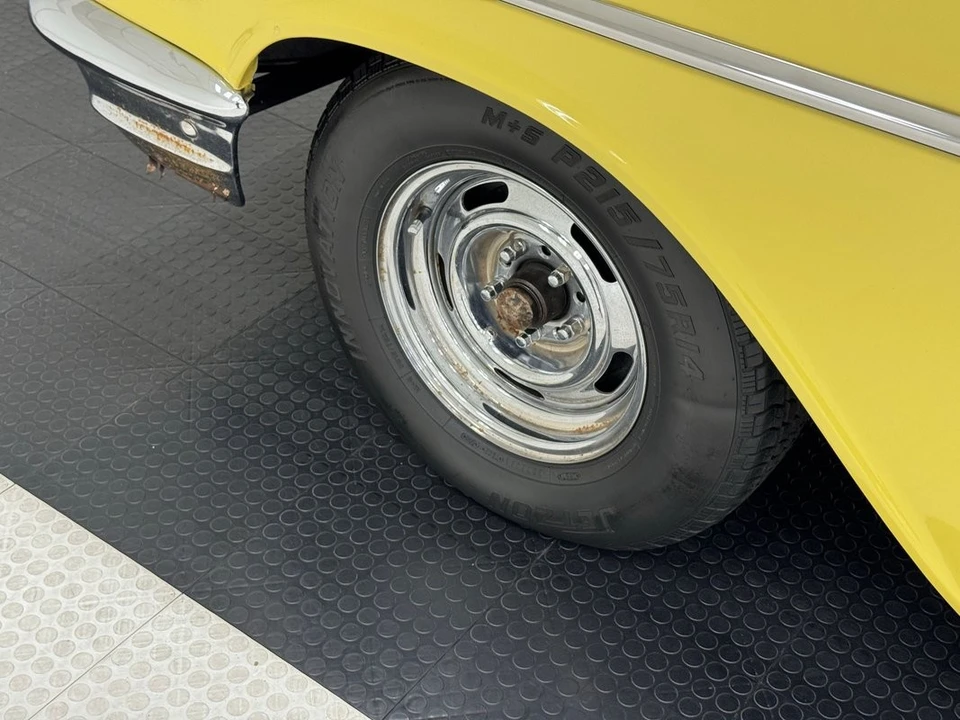 1957 Chevrolet Tri-Five Bel Air Sedan & Wagon - Image 12 of 31