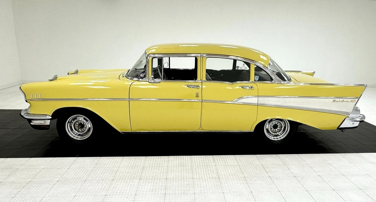 1957 Chevrolet Tri-Five Bel Air Sedan & Wagon - Image 2 of 31