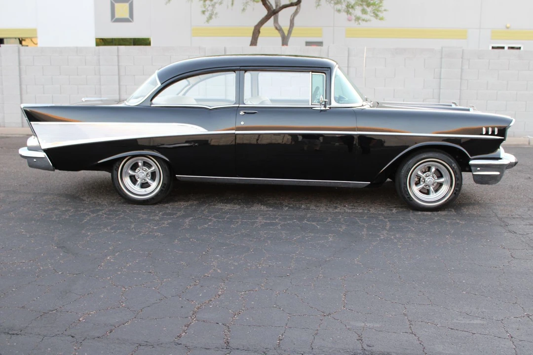 1957 Chevrolet Tri-Five Bel Air 2-Door Hardtop & Coupe - Image 2 of 31