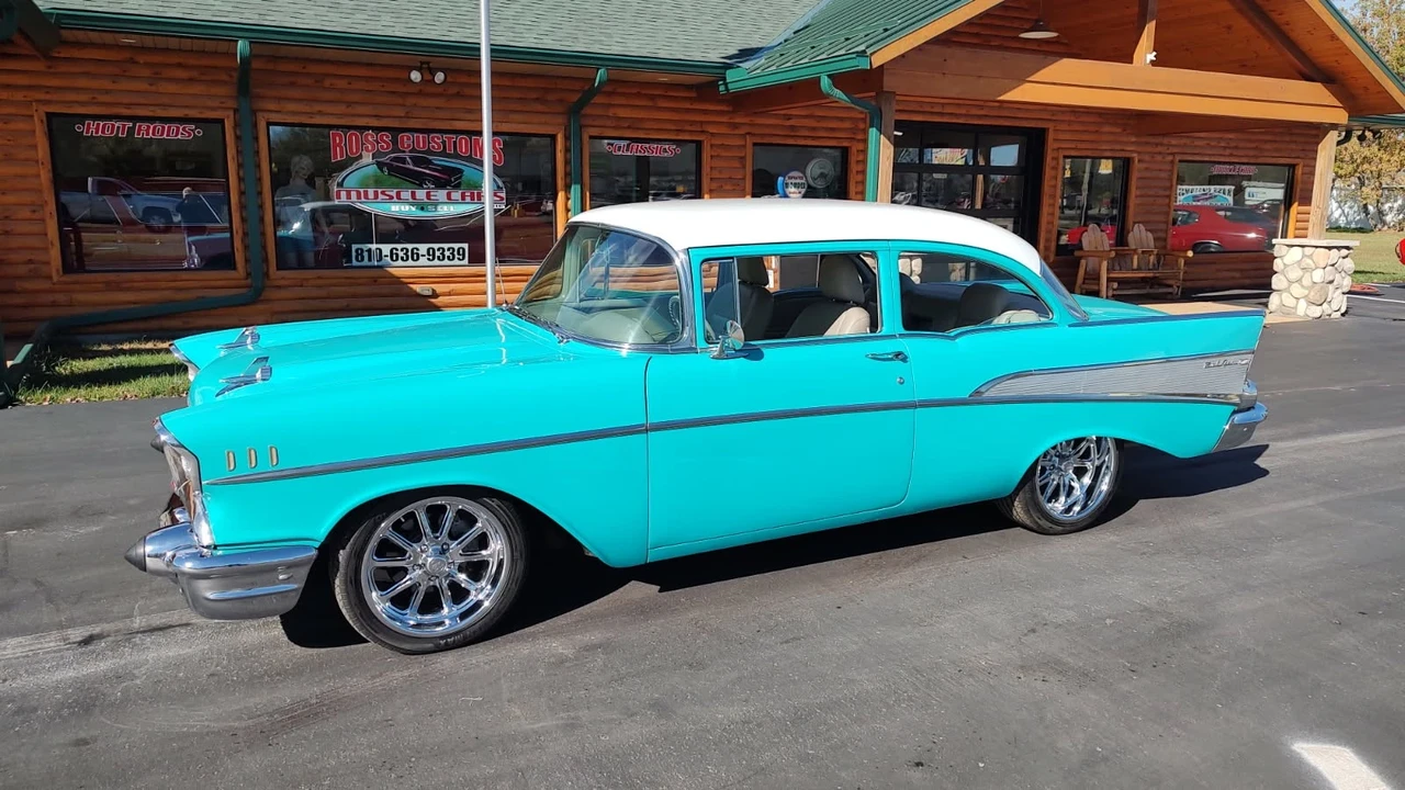 1957 Chevrolet Task Force - Image 8 of 21