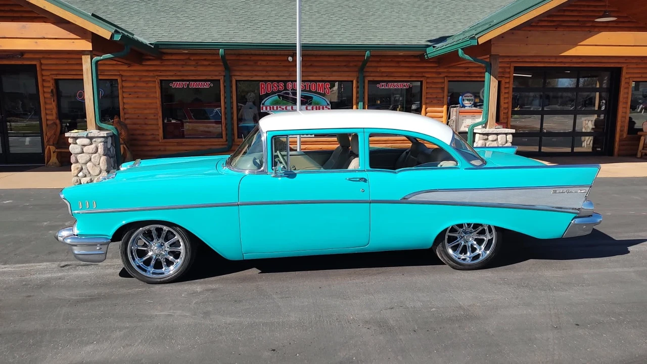 1957 Chevrolet Task Force - Image 14 of 21