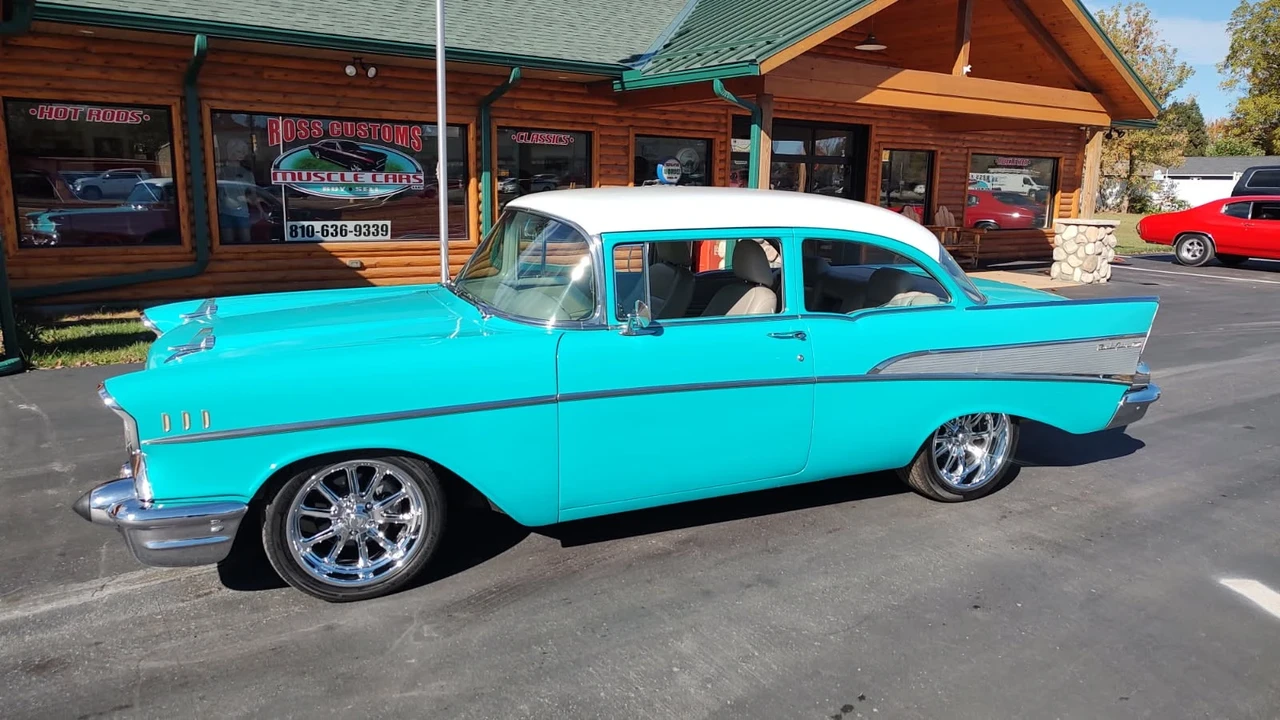 1957 Chevrolet Task Force - Image 12 of 21