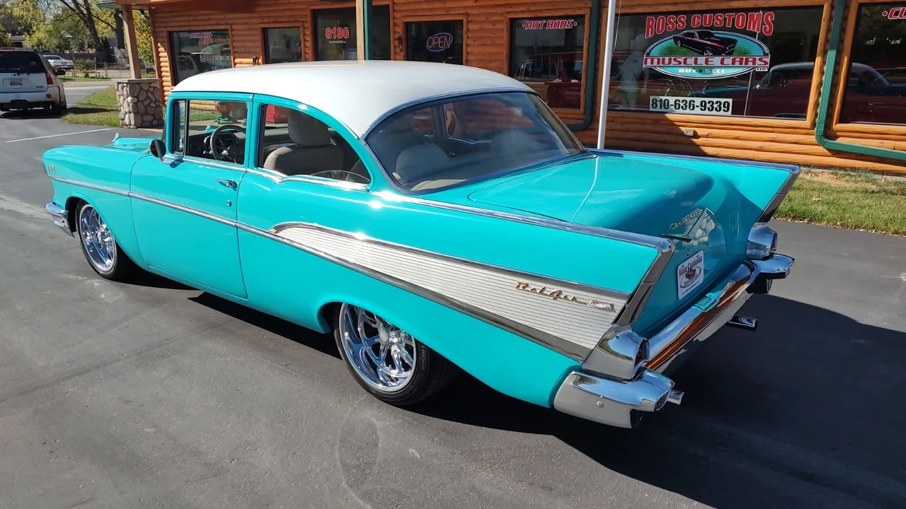 1957 Chevrolet Task Force - Image 19 of 21