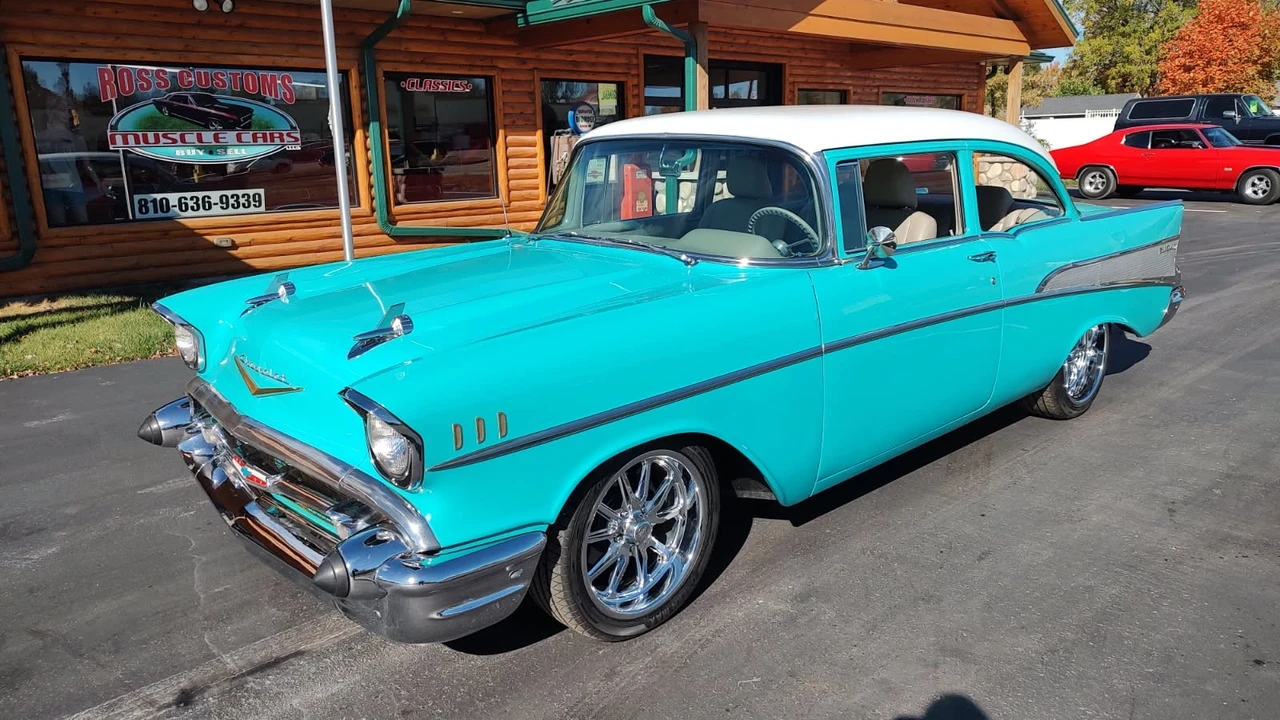1957 Chevrolet Task Force - Image 5 of 21