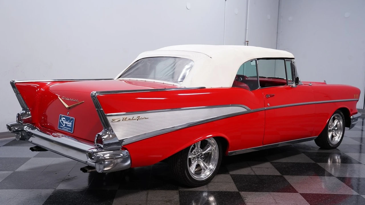 1957 Chevrolet Tri-Five Bel Air Convertible - Image 12 of 31