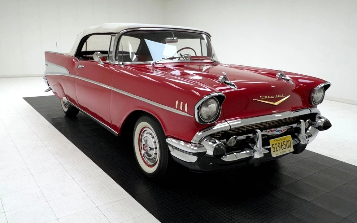 1957 Chevrolet Tri-Five Bel Air Convertible - Image 10 of 31