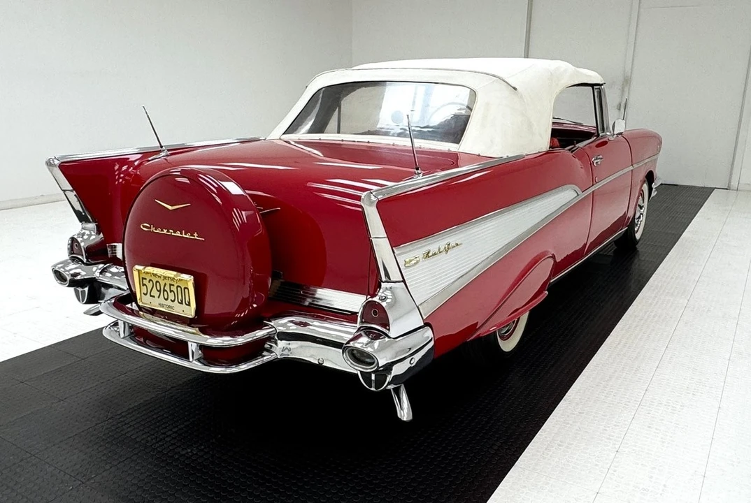 1957 Chevrolet Tri-Five Bel Air Convertible - Image 8 of 31