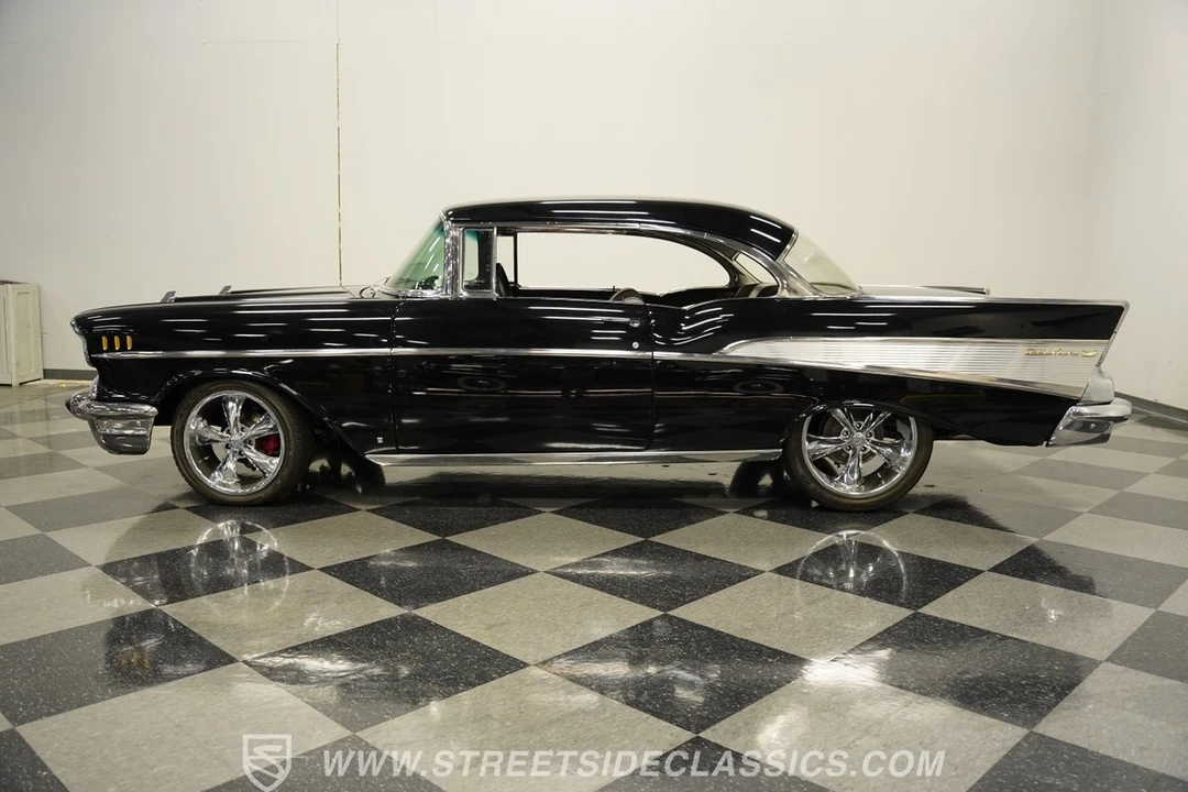 1957 Chevrolet Tri-Five Bel Air 2-Door Hardtop & Coupe - Image 3 of 31