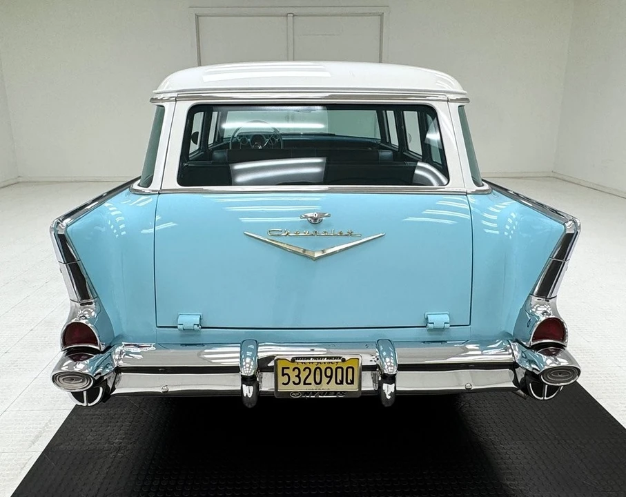 1957 Chevrolet Tri-Five Bel Air Sedan & Wagon - Image 4 of 31