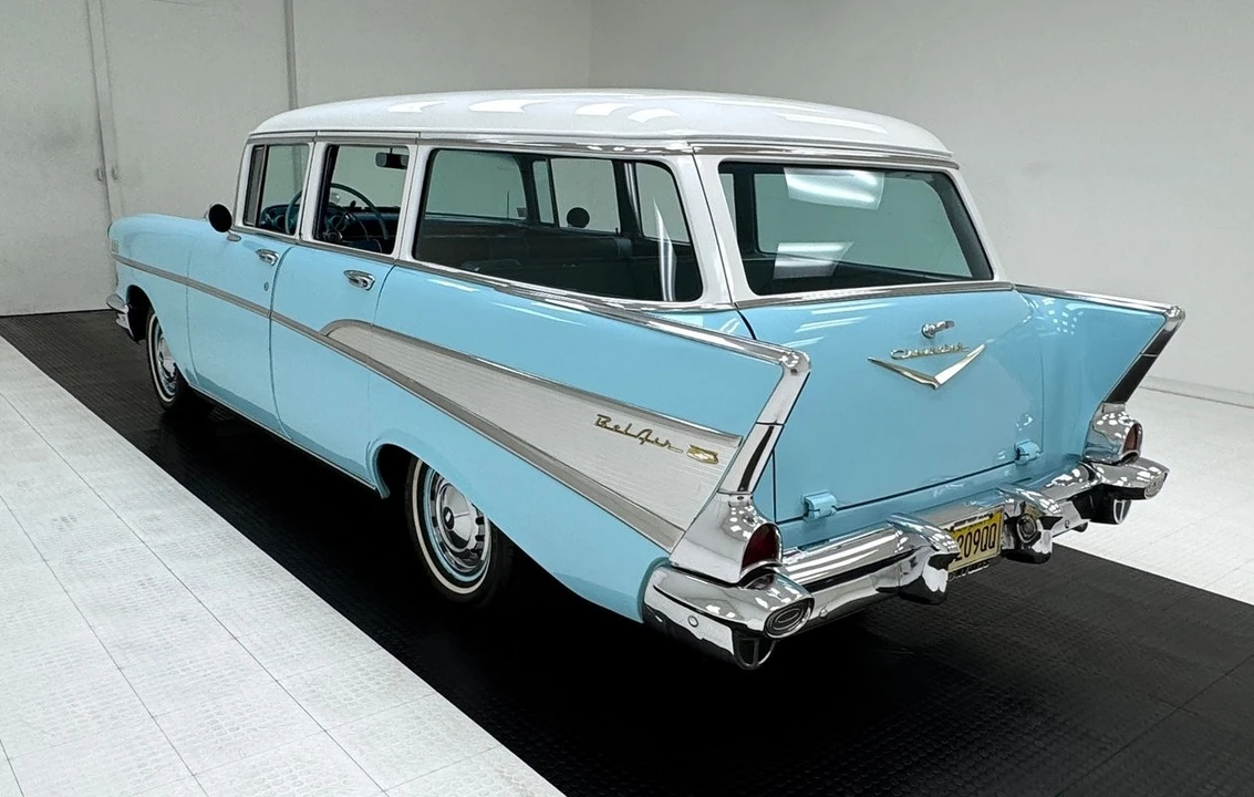 1957 Chevrolet Tri-Five Bel Air Sedan & Wagon - Image 3 of 31