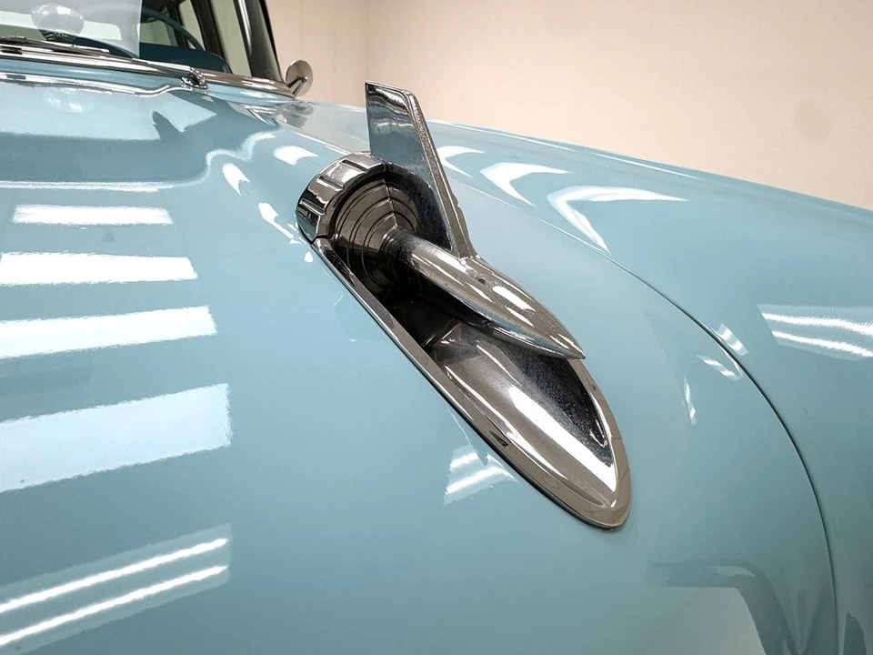 1957 Chevrolet Tri-Five Bel Air Sedan & Wagon - Image 10 of 31