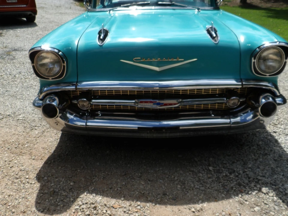 1957 Chevrolet Tri-Five Bel Air 2-Door Hardtop & Coupe - Image 17 of 24
