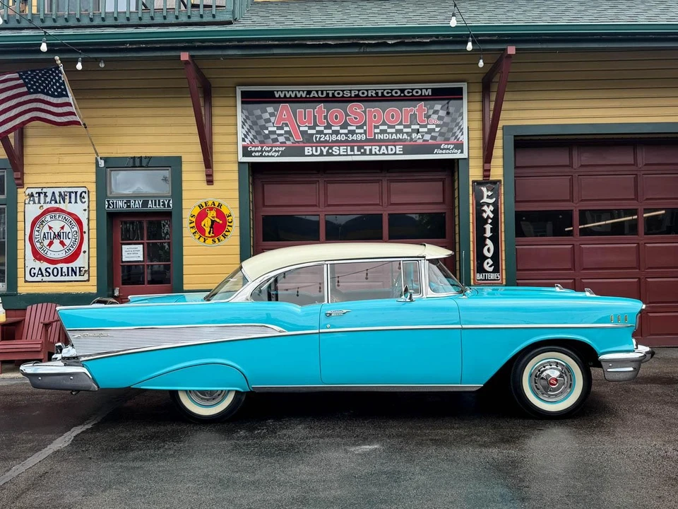 1957 Chevrolet Tri-Five Bel Air 2-Door Hardtop & Coupe - Image 3 of 31