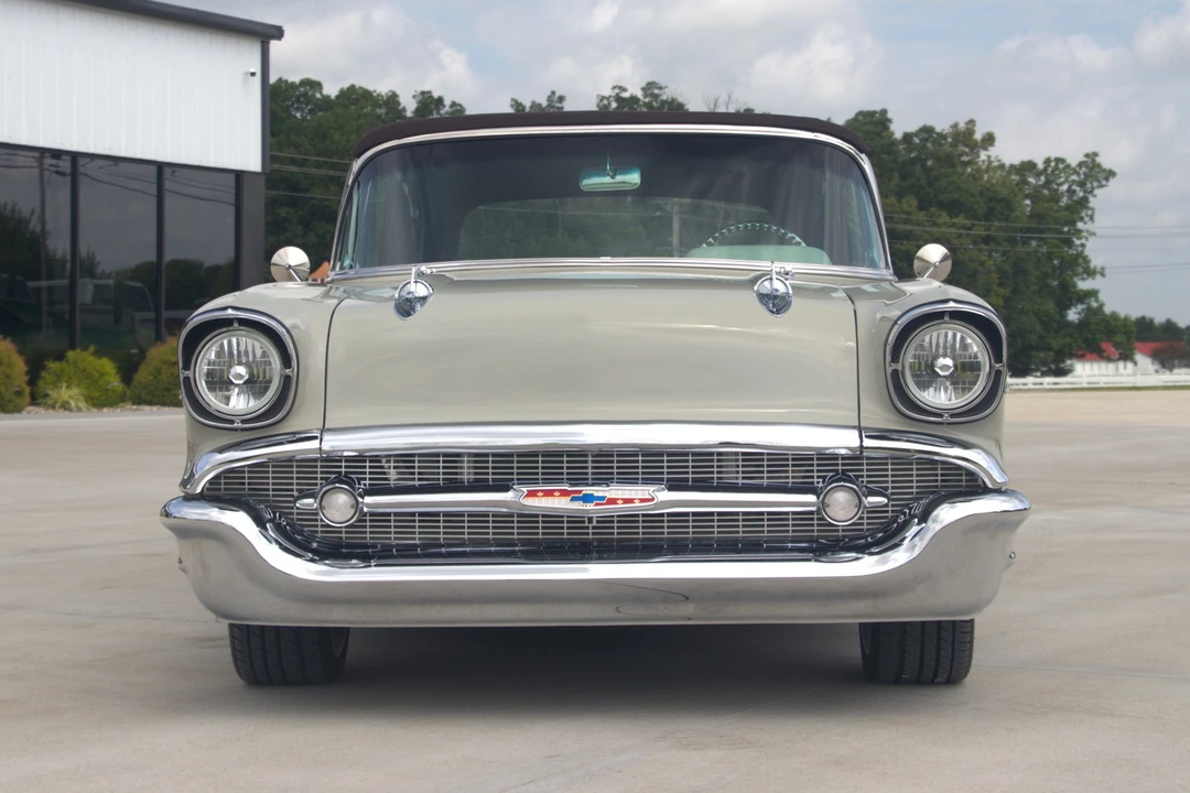 1957 Chevrolet Tri-Five Bel Air 2-Door Hardtop & Coupe - Image 2 of 31