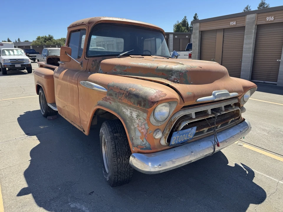 1957 Chevrolet Task Force - Image 7 of 13