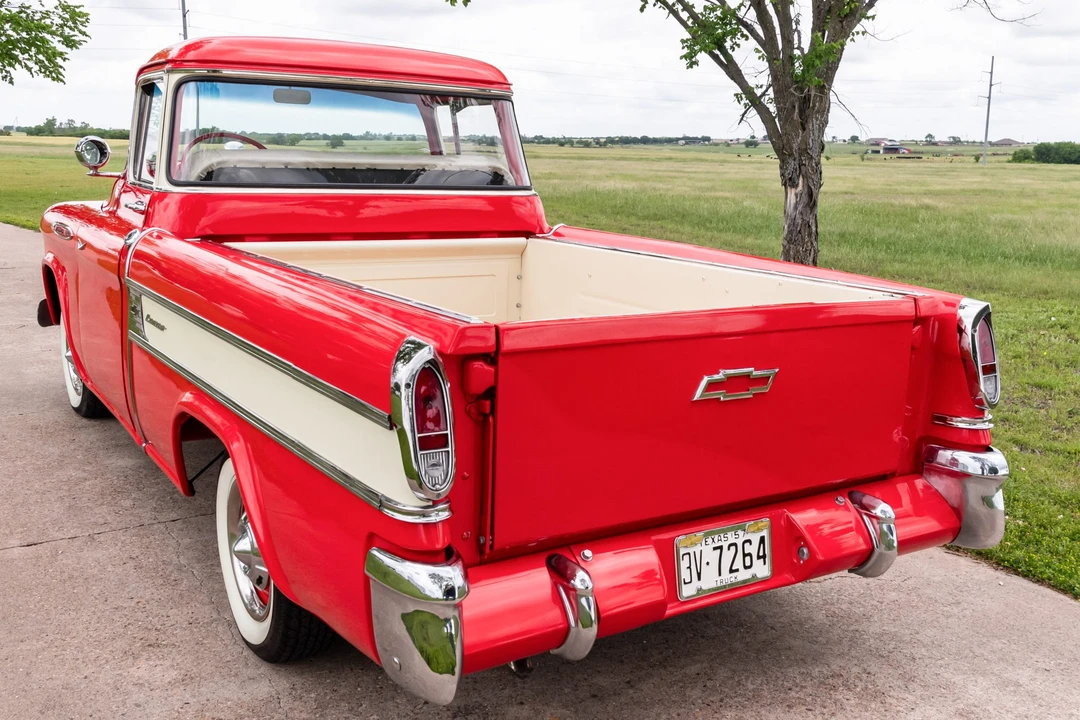 1957 Chevrolet Task Force - Image 8 of 31