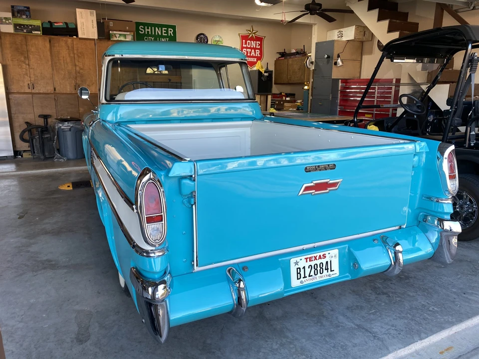 1957 Chevrolet Task Force - Image 22 of 31