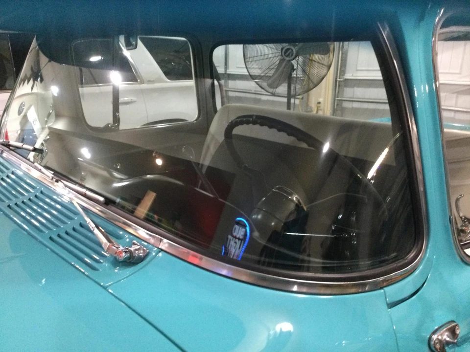 1957 Chevrolet Task Force - Image 26 of 31