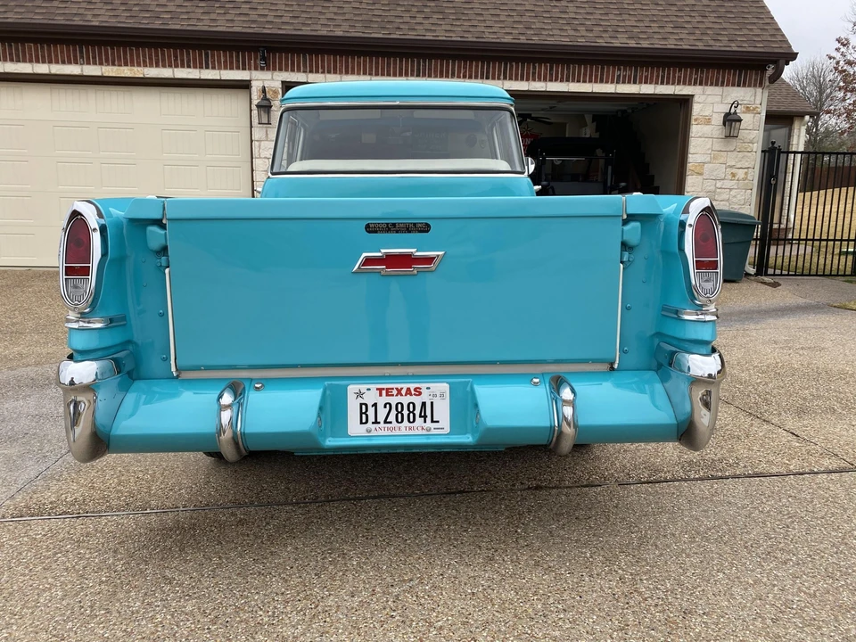 1957 Chevrolet Task Force - Image 10 of 31