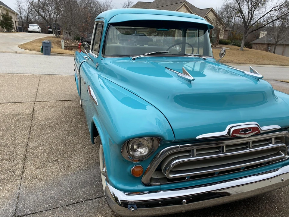 1957 Chevrolet Task Force - Image 19 of 31