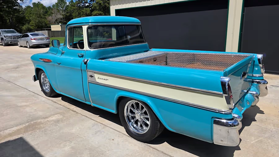 1957 Chevrolet Task Force - Image 2 of 8