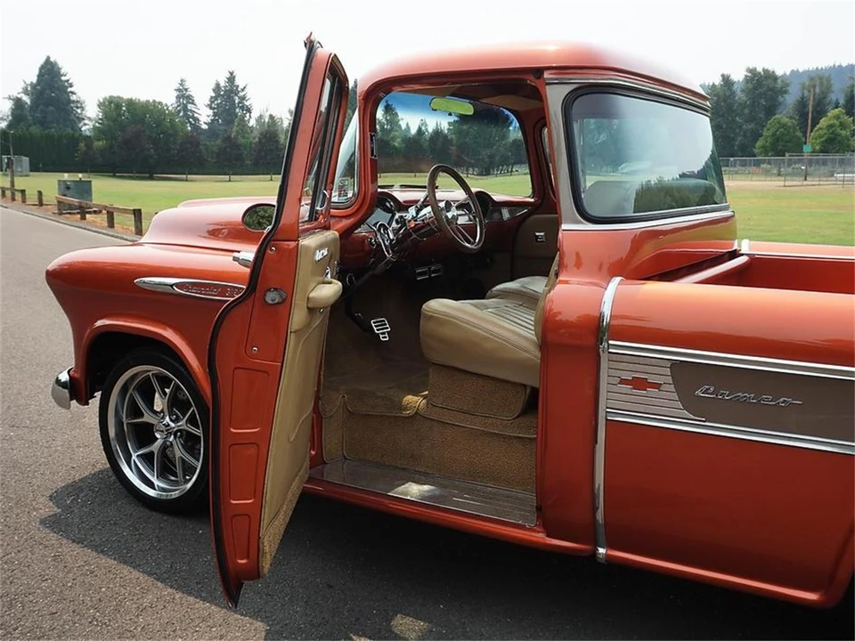 1957 Chevrolet Task Force - Image 21 of 31