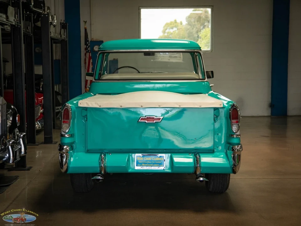 1957 Chevrolet Task Force - Image 18 of 21