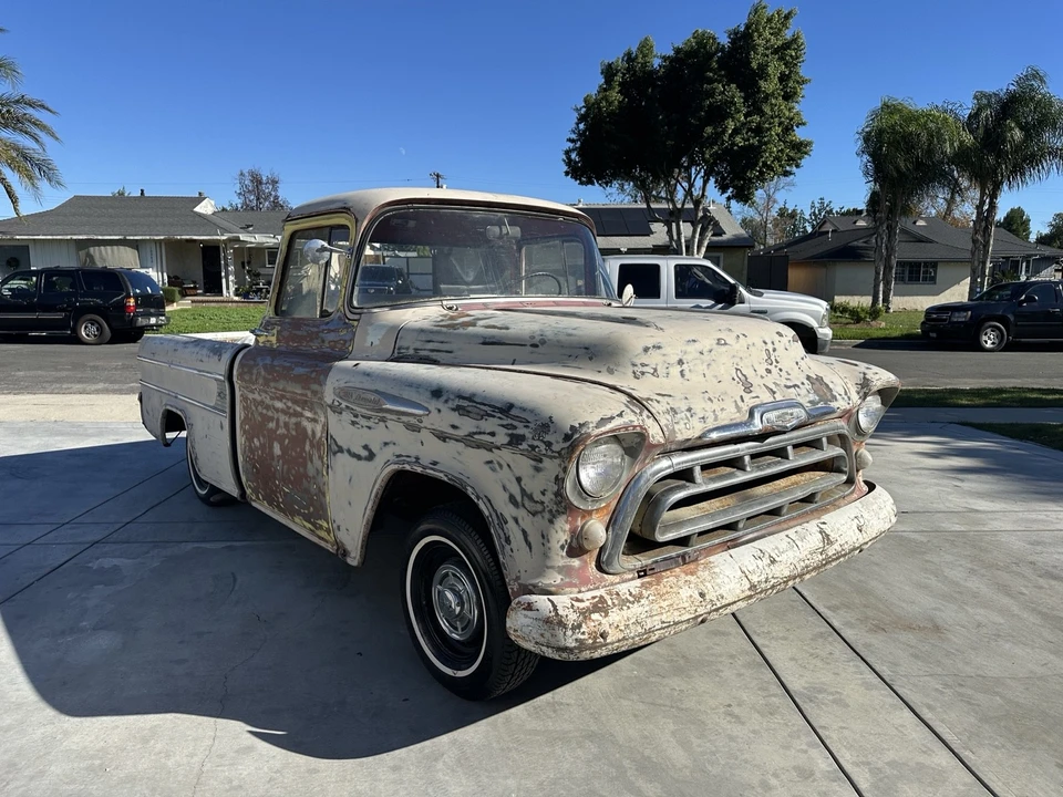 1957 Chevrolet Task Force - Image 9 of 21