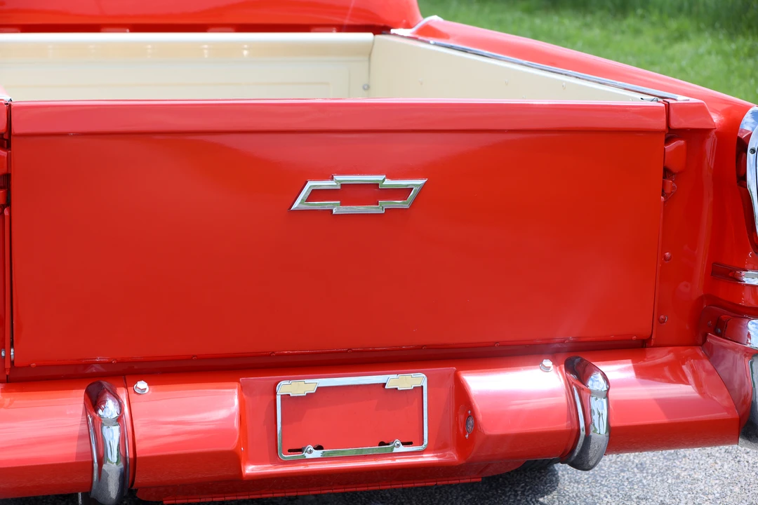 1957 Chevrolet Task Force - Image 23 of 31