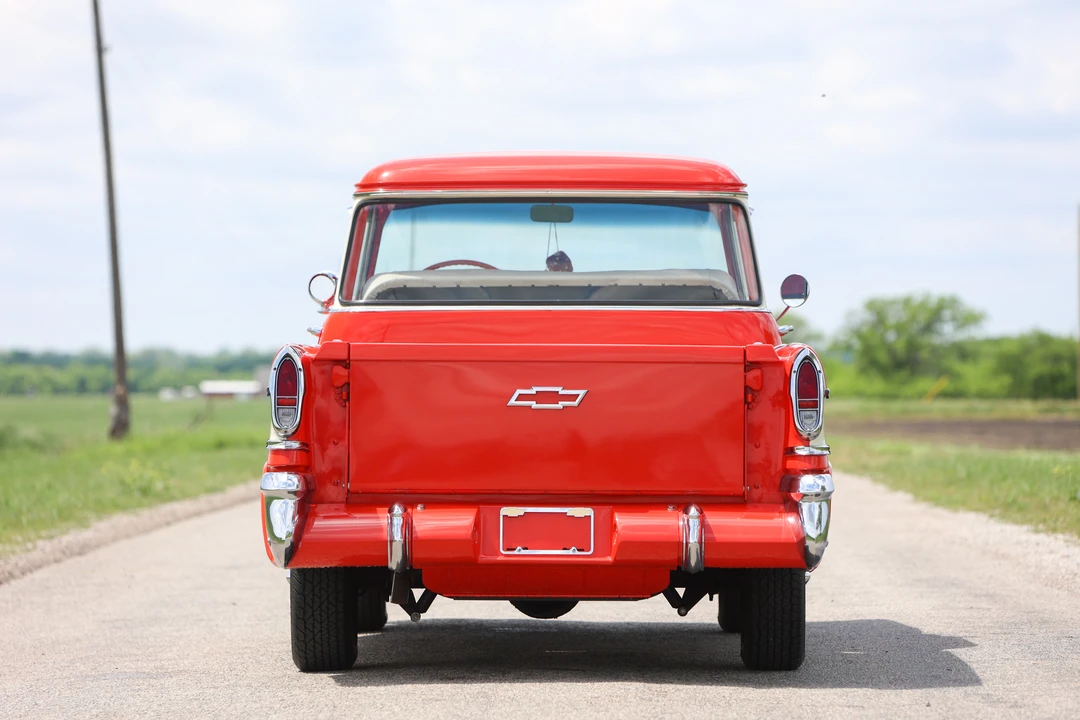 1957 Chevrolet Task Force - Image 8 of 31