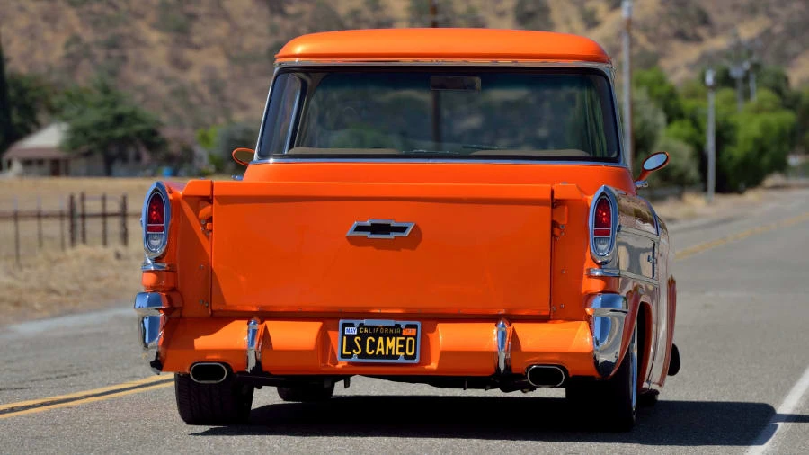 1957 Chevrolet Task Force - Image 28 of 31