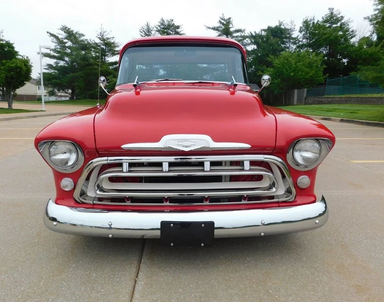 1957 Chevrolet Task Force - Image 5 of 31