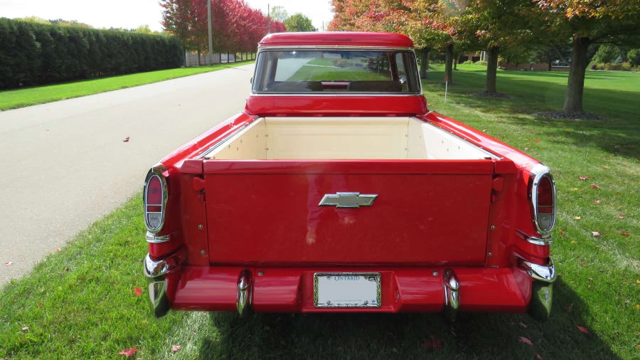 1957 Chevrolet Task Force - Image 5 of 31