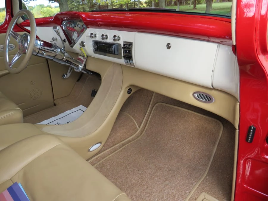 1957 Chevrolet Task Force - Image 18 of 31