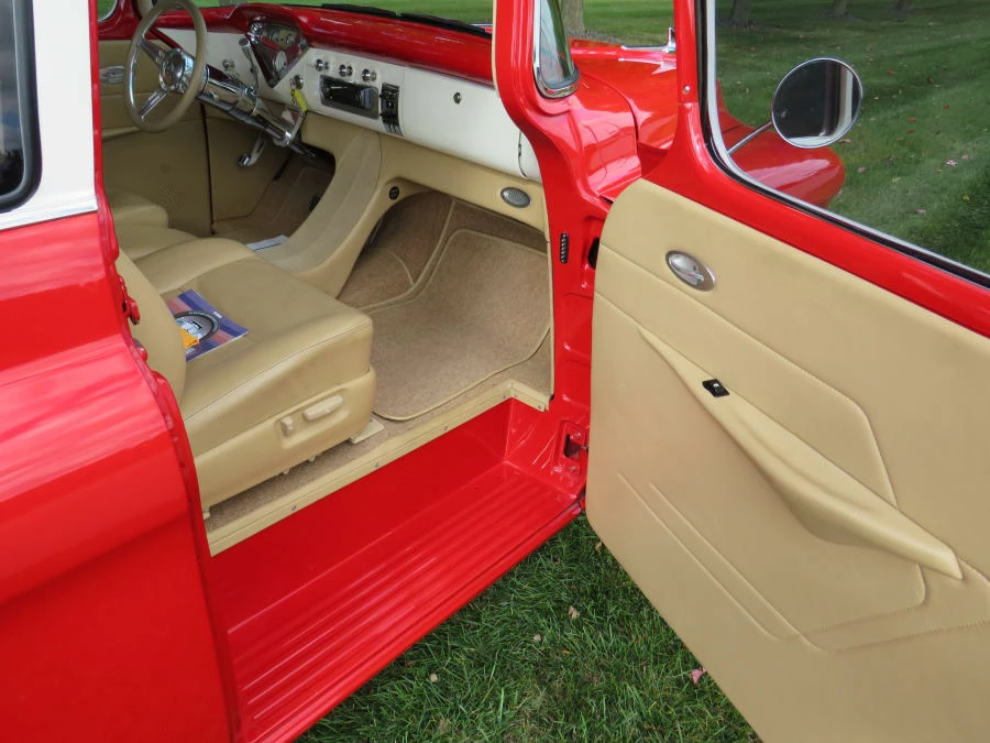 1957 Chevrolet Task Force - Image 16 of 31