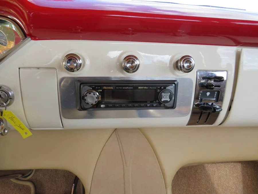 1957 Chevrolet Task Force - Image 17 of 31